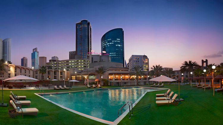 Crowne Plaza Bahrain Exterior