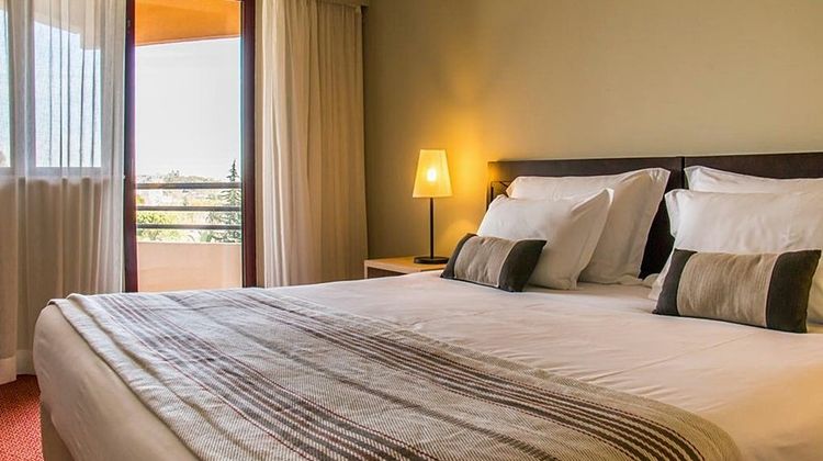 Evora Hotel Room