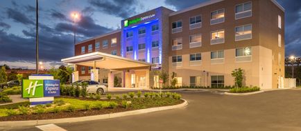 Holiday Inn Express/Suites Wesley Chapel Exterior
