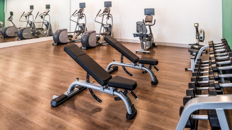 Holiday Inn Express/Suites Wesley Chapel Health Club