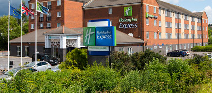 Holiday Inn Express Newcastle Exterior