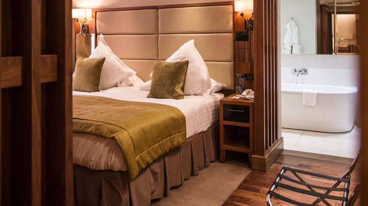 Europa Hotel Suite