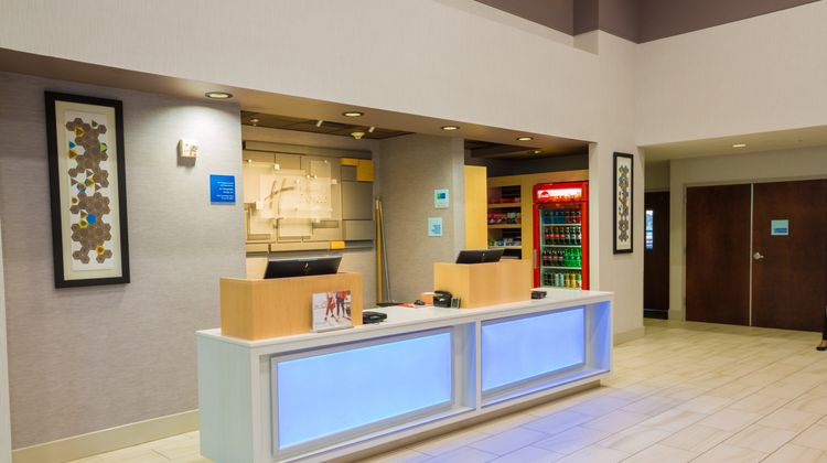 Holiday Inn Express Lobby