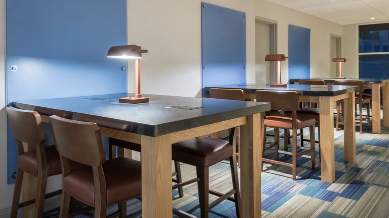 <b>Holiday Inn Express Miami - Doral Lobby</b>. Images powered by <a href="https://www.leonardoworldwide.com/" title="Leonardo Worldwide" target="_blank">Leonardo</a>.