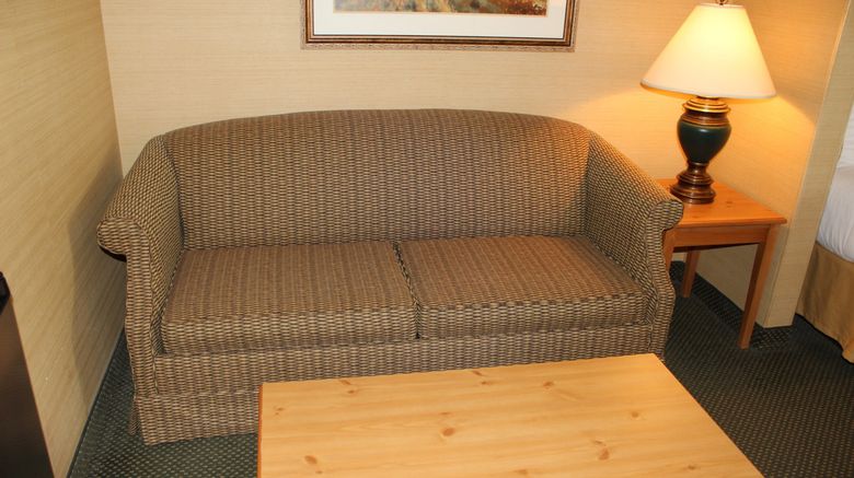 <b>Holiday Inn Express Room</b>. Images powered by <a href="https://www.leonardoworldwide.com/" title="Leonardo Worldwide" target="_blank">Leonardo</a>.
