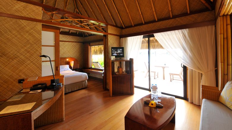 <b>InterContinental Le Moana Resort Room</b>. Images powered by <a href="https://www.leonardoworldwide.com/" title="Leonardo Worldwide" target="_blank">Leonardo</a>.