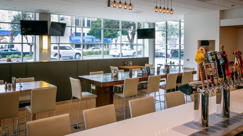 <b>Holiday Inn Golden Gateway Restaurant</b>. Images powered by <a href="https://www.leonardoworldwide.com/" title="Leonardo Worldwide" target="_blank">Leonardo</a>.