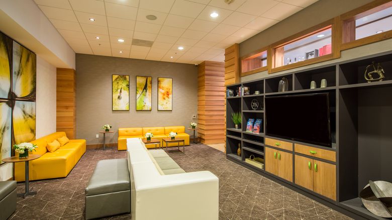 <b>Holiday Inn Golden Gateway Lobby</b>. Images powered by <a href="https://www.leonardoworldwide.com/" title="Leonardo Worldwide" target="_blank">Leonardo</a>.