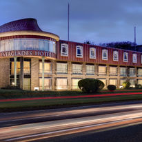 Everglades Hotel