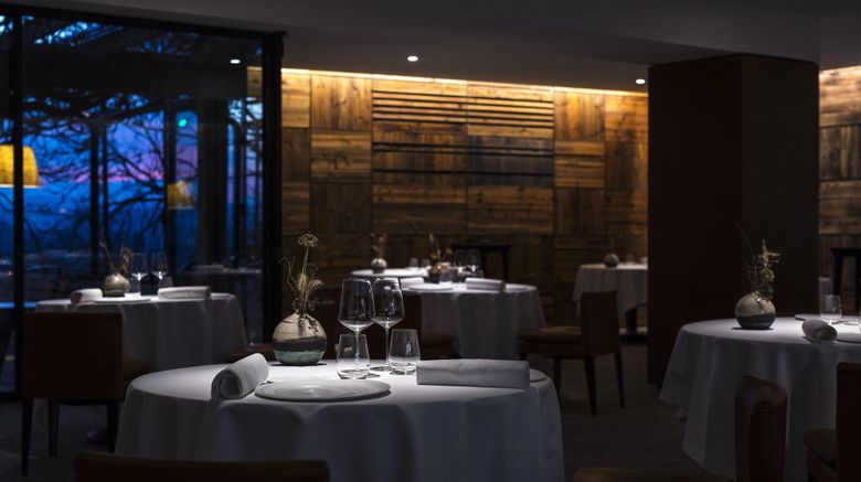 <b>Le Clos Des Sens Restaurant</b>. Images powered by <a href="https://www.leonardoworldwide.com/" title="Leonardo Worldwide" target="_blank">Leonardo</a>.