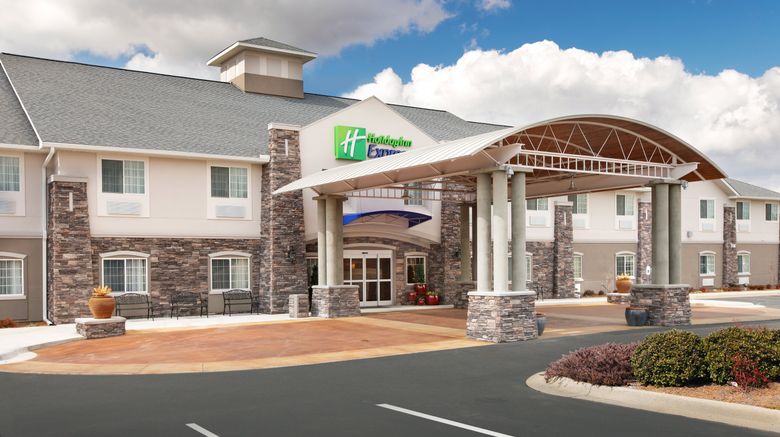 Holiday Inn Express Monticello Exterior. Images powered by <a href="https://www.leonardoworldwide.com" target="_blank" rel="noopener">Leonardo</a>.