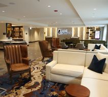 Hotel Indigo Naperville Riverwalk Lobby