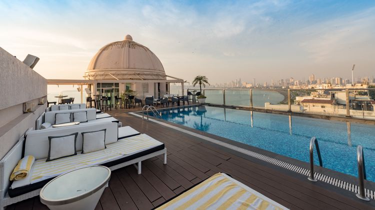 InterContinental Hotel Marine Drive Pool