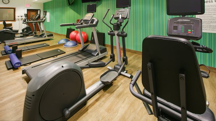 Holiday Inn Express Hotel & Suites Health Club