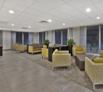 Holiday Inn Columbus Downtown Lobby