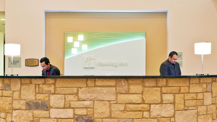 Holiday Inn Temple-Belton Lobby