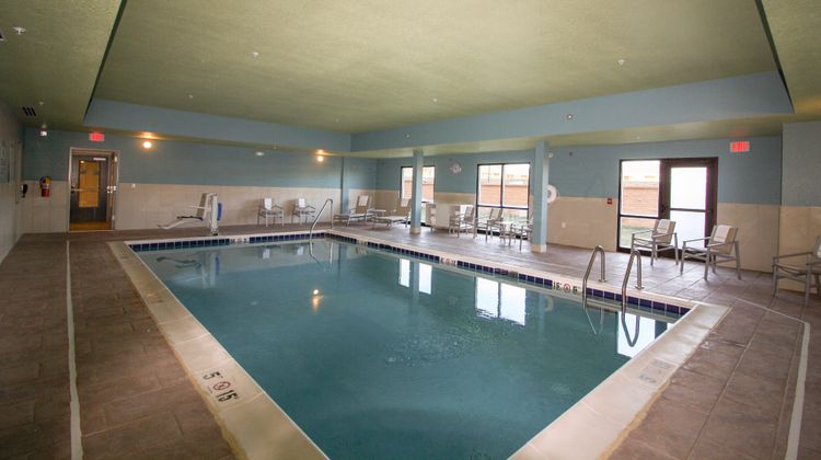 Holiday Inn Express Stes University Area Pool
