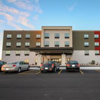 Holiday Inn Express Stes University Area