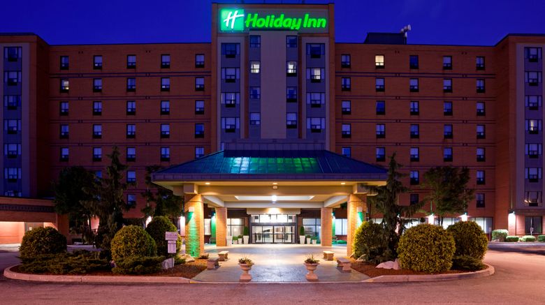 <b>Holiday Inn and Suites Windsor Exterior</b>. Images powered by <a href="https://www.leonardoworldwide.com/" title="Leonardo Worldwide" target="_blank">Leonardo</a>.