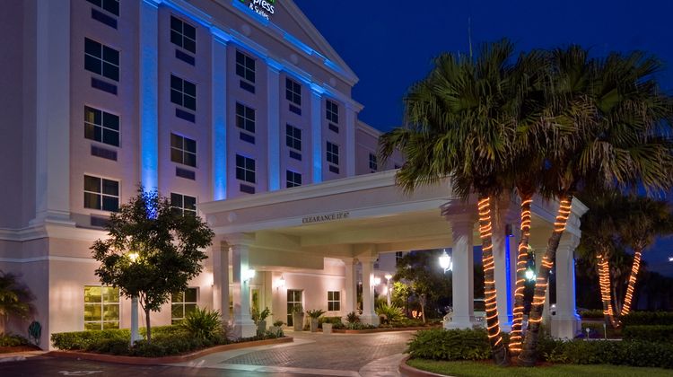 Holiday Inn Express & Stes Miami-Kendall Exterior