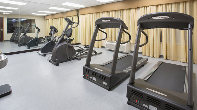 Holiday Inn Express Hotel & Suites Health Club