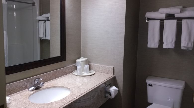 <b>Holiday Inn Express Waterford Room</b>. Images powered by <a href="https://www.leonardoworldwide.com/" title="Leonardo Worldwide" target="_blank">Leonardo</a>.