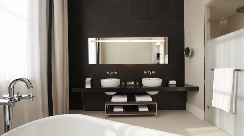 <b>InterContinental Marseille-Hotel Dieu Room</b>. Images powered by <a href="https://www.leonardoworldwide.com/" title="Leonardo Worldwide" target="_blank">Leonardo</a>.