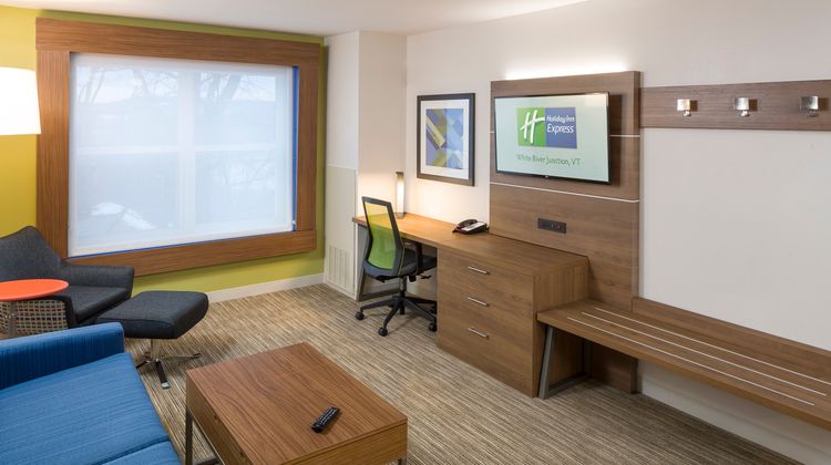 Holiday Inn Express Room