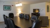 Holiday Inn Hotel & Suites Airport Suite