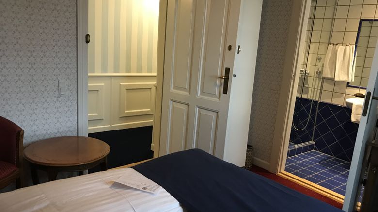 <b>Kirstine Hotel Room</b>. Images powered by <a href="https://www.leonardoworldwide.com/" title="Leonardo Worldwide" target="_blank">Leonardo</a>.