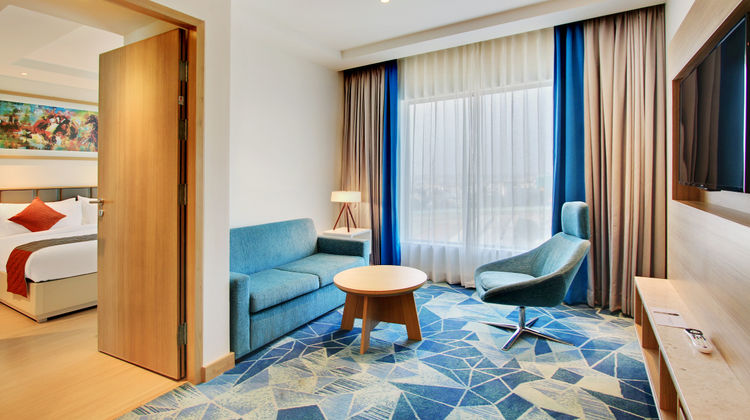 Holiday Inn Bengaluru Racecourse Suite