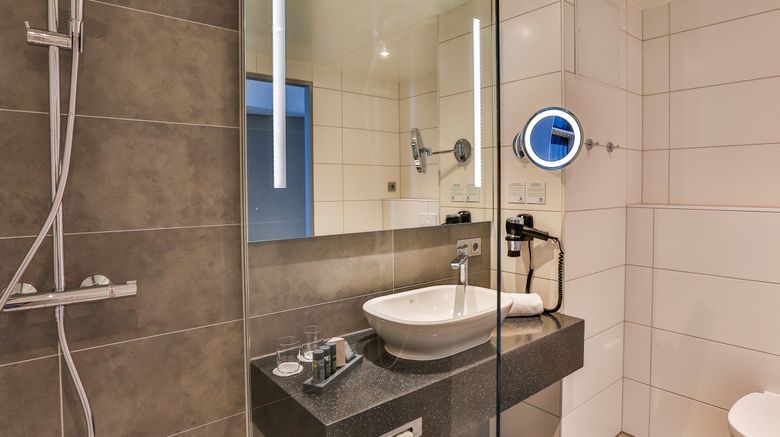 <b>Holiday Inn Villingen-Schwenningen Room</b>. Images powered by <a href="https://www.leonardoworldwide.com/" title="Leonardo Worldwide" target="_blank">Leonardo</a>.