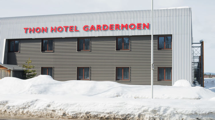 Thon Hotel Gardermoen Exterior