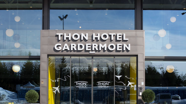Thon Hotel Gardermoen Exterior