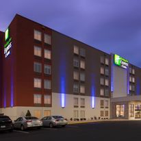 Holiday Inn Express & Sts College Park