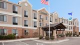 Staybridge Suites West-Oconomowoc Exterior