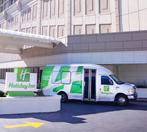 Holiday Inn National Airport Exterior