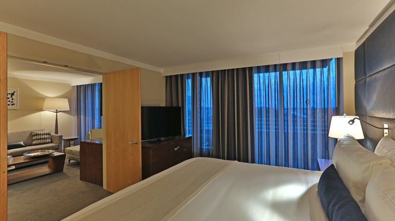 <b>InterContinental at Doral Miami Suite</b>. Images powered by <a href="https://www.leonardoworldwide.com/" title="Leonardo Worldwide" target="_blank">Leonardo</a>.