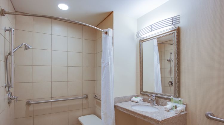 Holiday Inn Express Greensboro-East Room