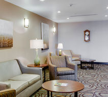Holiday Inn Express & Suites Nevada Lobby