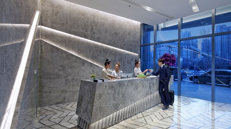 <b>Fraser Suites Dalian Lobby</b>. Images powered by <a href="https://www.leonardoworldwide.com/" title="Leonardo Worldwide" target="_blank">Leonardo</a>.
