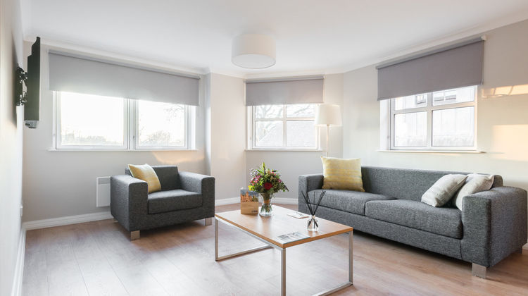 Premier Suites Plus Glasgow Bath Street Room