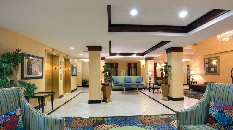 <b>Holiday Inn Express East Brunswick Lobby</b>. Images powered by <a href="https://www.leonardoworldwide.com/" title="Leonardo Worldwide" target="_blank">Leonardo</a>.