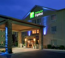 Holiday Inn Express Mount Pleasant Exterior