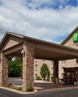 Holiday Inn Express Mount Pleasant