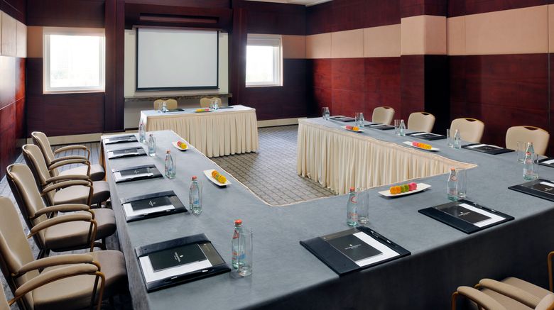 <b>InterContinental Abu Dhabi Meeting</b>. Images powered by <a href="https://www.leonardoworldwide.com/" title="Leonardo Worldwide" target="_blank">Leonardo</a>.
