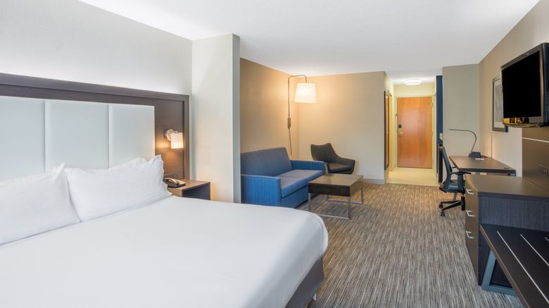 <b>Holiday Inn Express Hotel & Suites Suite</b>. Images powered by <a href="https://www.leonardoworldwide.com/" title="Leonardo Worldwide" target="_blank">Leonardo</a>.