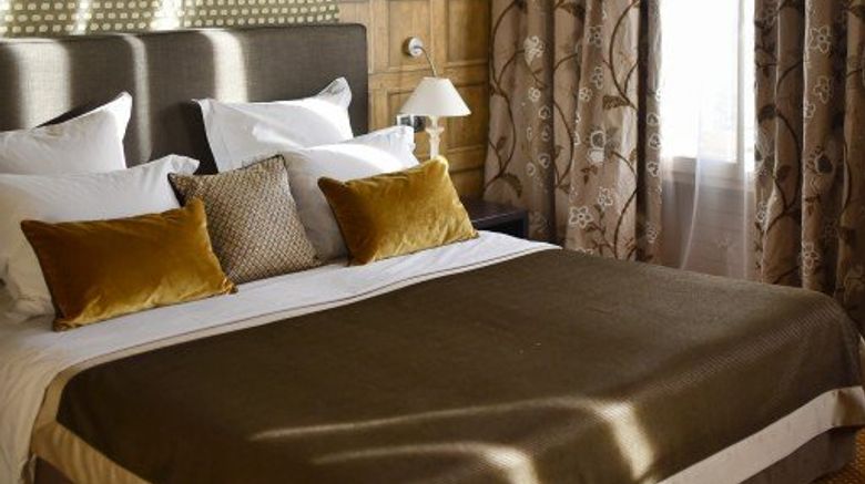 <b>Grand Hotel du Lion d'Or Room</b>. Images powered by <a href="https://www.leonardoworldwide.com/" title="Leonardo Worldwide" target="_blank">Leonardo</a>.