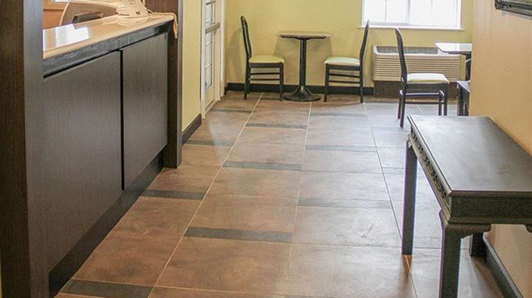 Candlewood Suites Lobby