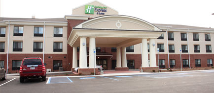 Holiday Inn Express & Suites La Vale Exterior